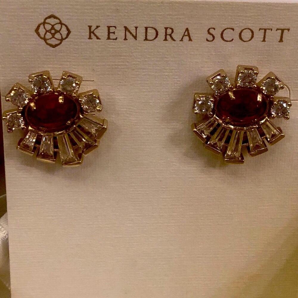 NWT RARE & Retired Kendra Scott Atticus Earrings Berry CZ’s Yellow Gold Perfect! - Picture 6 of 13